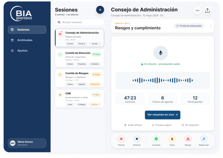 Interfaz de BIA Governance durante una sesión: sidebar de sesiones, estado de grabación, audio en proceso, métricas y controles rápidos.